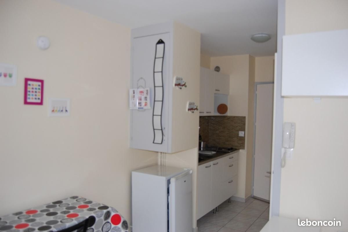 Appartement 1 pièce 16 m² · à Calais · 16 m² · 350 €/mois