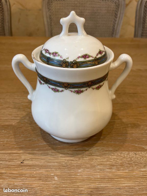 Pot a sucre porcelaine vintage (image 1)