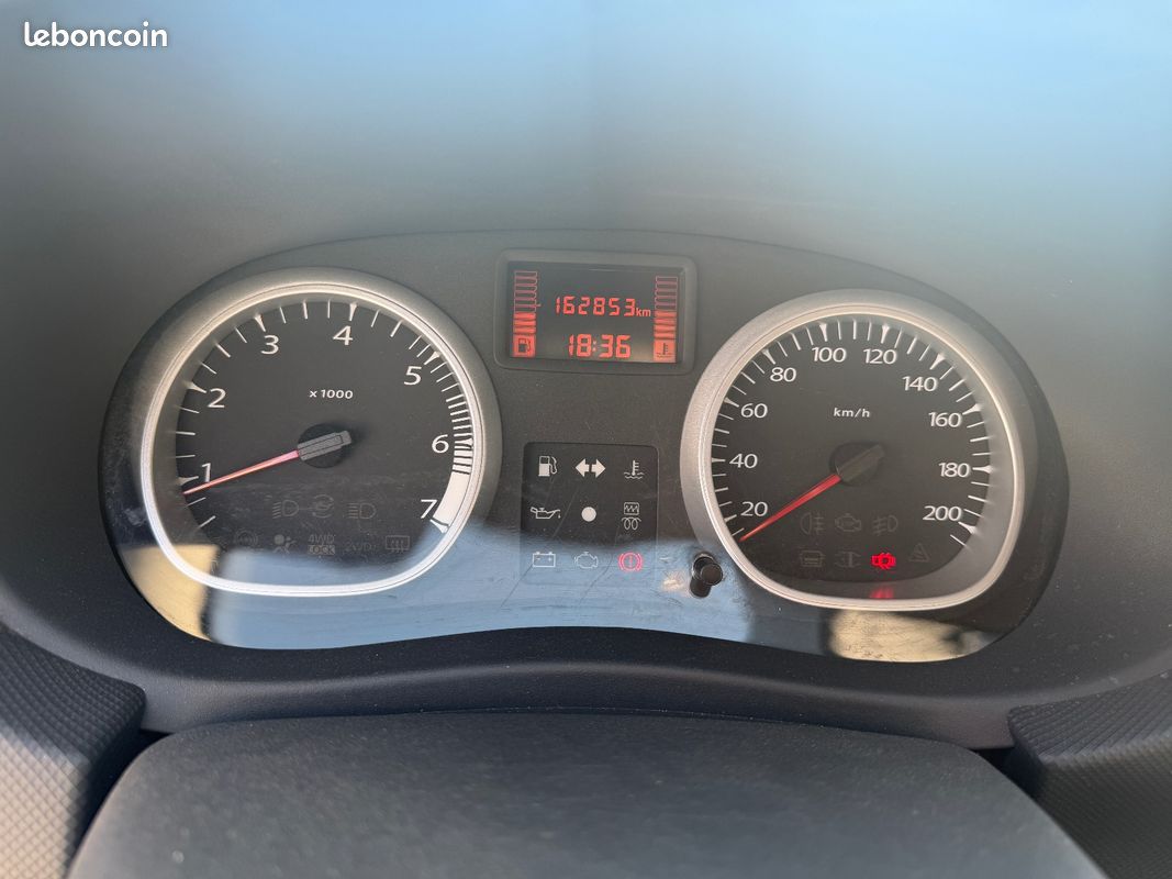 DACIA DUSTER 1.5 dCi 110 4x2 Lauréate (image 13)