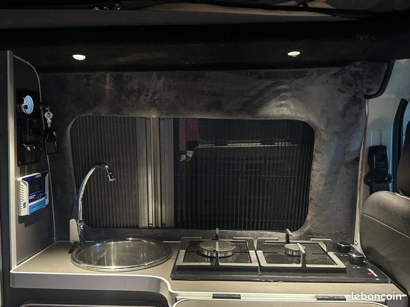 Peugeot Expert Fg VAN AMENAGE CAMPING CAR 2.0 BlueHDi 120CH (image 19)