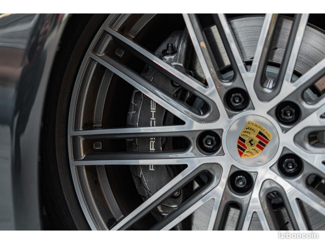 PORSCHE PANAMERA Sport Turismo 2.9i V6 - 330 - BV PDK - Stop&Start SPORT TURISMO TYPE 971 BREAK 4 E-Hyb (image 12)