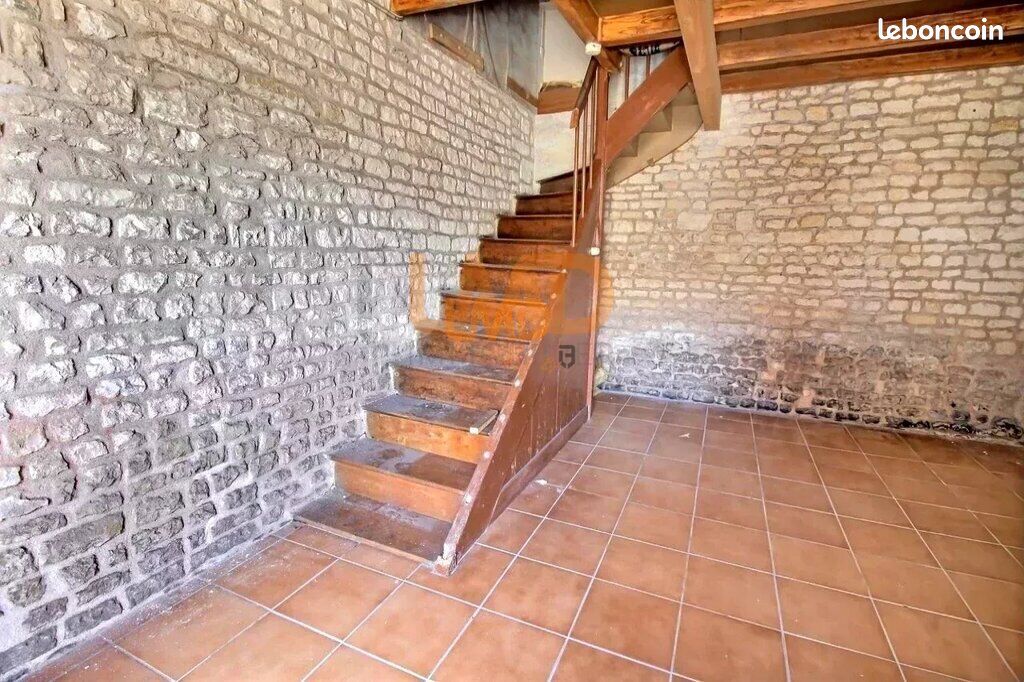 Maison 4 pièces 102 m² · à Thors · 102 m² · 15 000 €