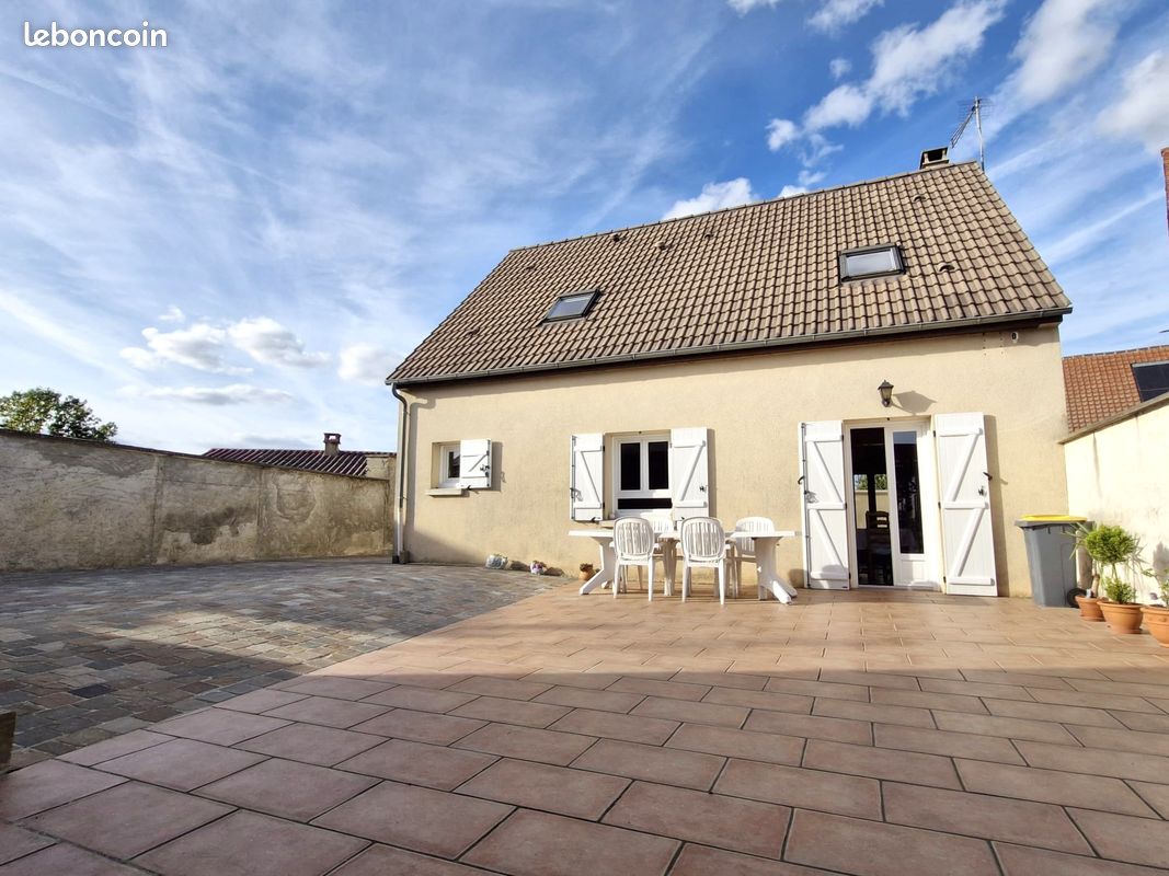 Maison 5 pièces 95 m² · à Sacy-le-Grand · 95 m² · 229 900 €