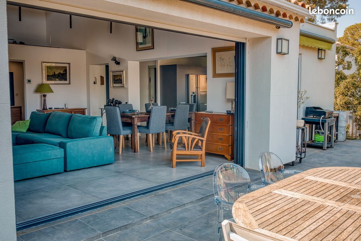 Villa Saint Aygulf (Frejus) Var, 280 m de la mer (image 5)