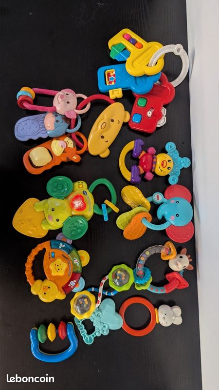 Lot de 11 hochets (image 1)