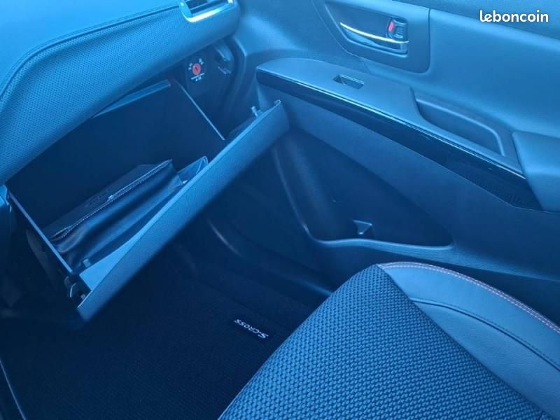 Suzuki S-Cross 1.4 Boosterjet Hybrid 110ch Xplore Auto Allgrip (image 29)