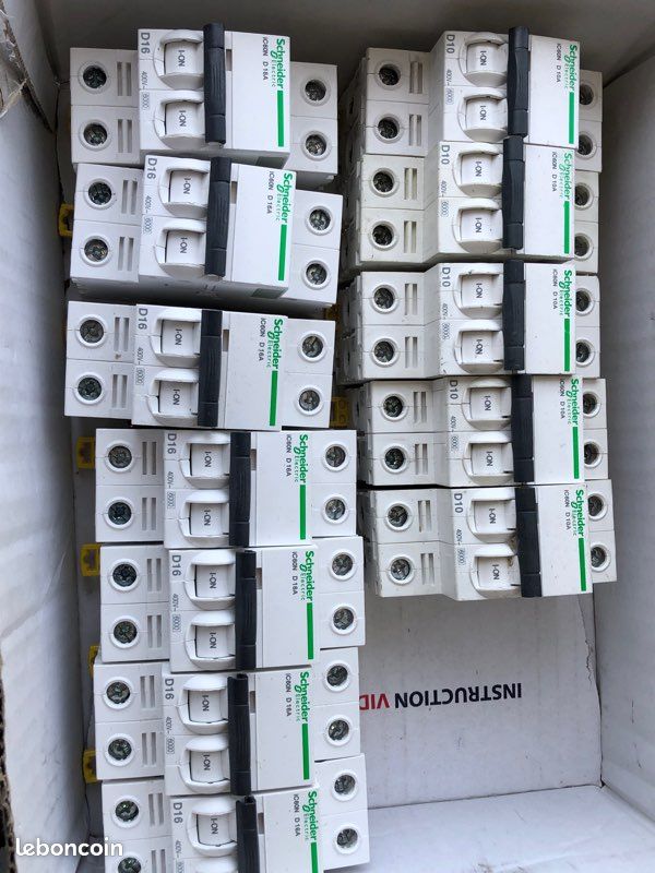 Disjoncteur d'abonné 4 fils SCHNEIDER 10A-30A 500mA ONE LYDEC - Maroc