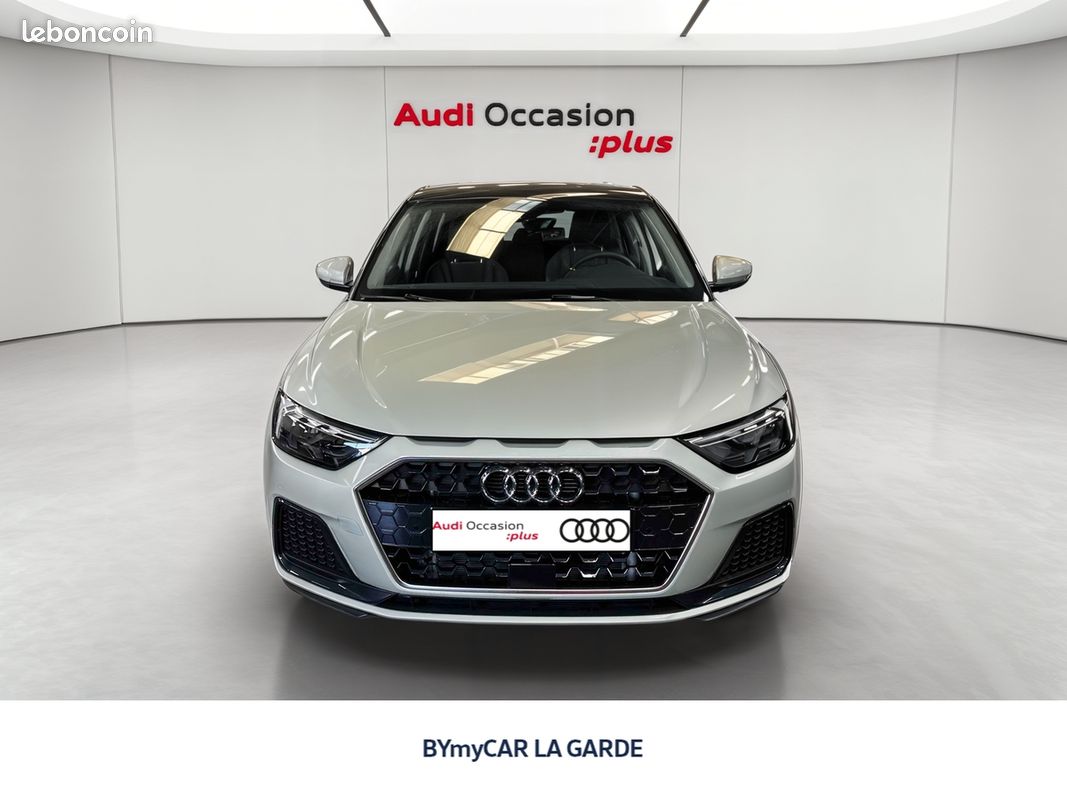 AUDI A1 Sportback 30 TFSI 116 ch S tronic 7 Design (image 8)
