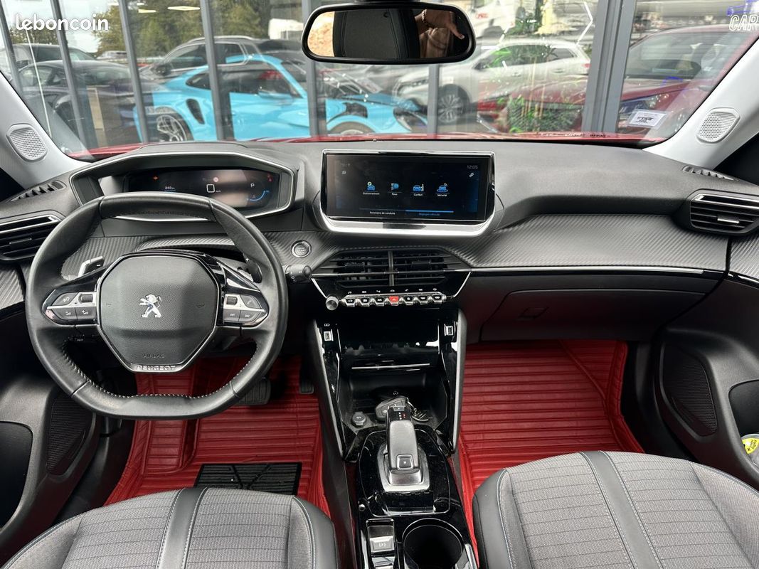PEUGEOT 2008 1.2i S&S - 130 - BV EAT8 2019 Allure Pack PHASE 1 GARANTIE 12 MOIS (image 16)