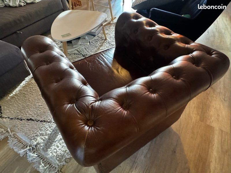 Fauteuil club chesterfield cuir pleine fleur (image 4)