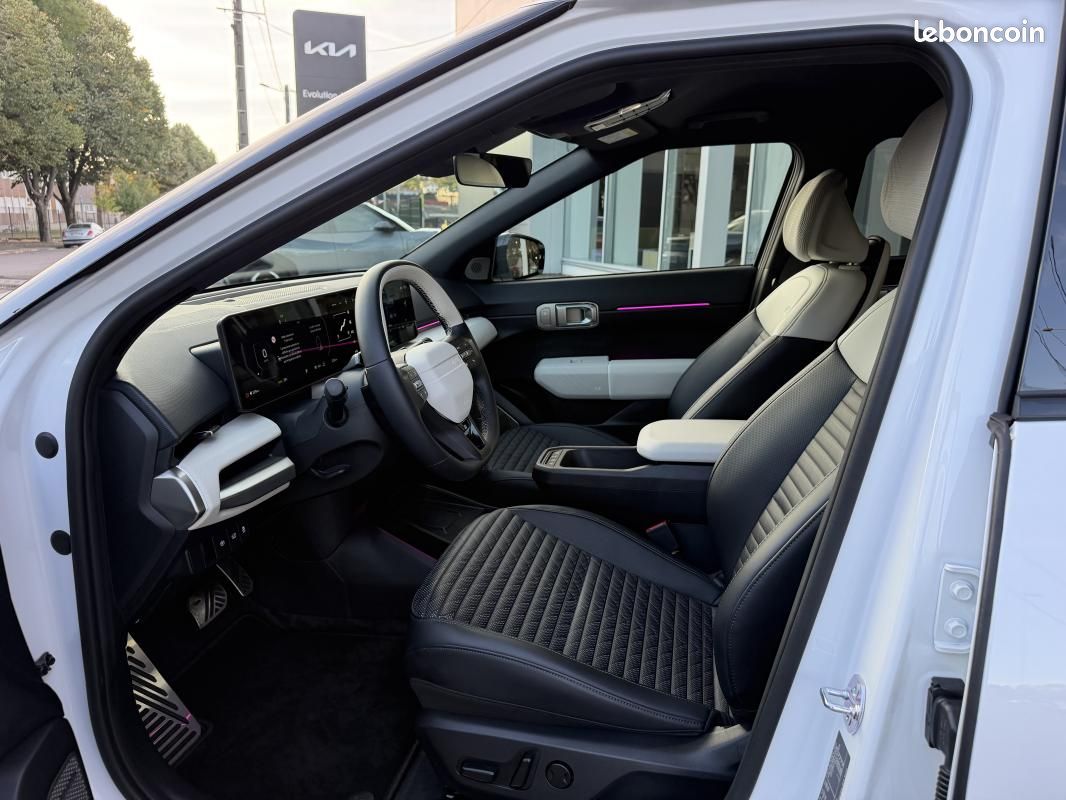 Kia EV4 GT-Line Autonomie Longue 204ch 81,4 kWh - Harman Kardon (image 10)