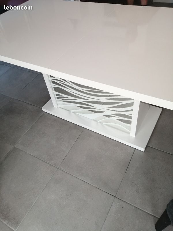 Vend table de séjour 180cm+ rallonge en zpirit blanc (image 1)