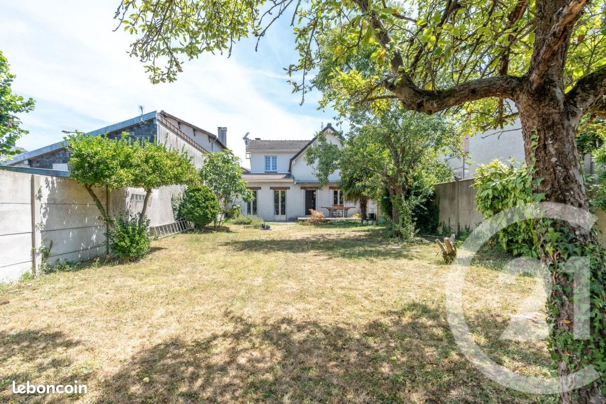 Maison 6 pièces 138 m² · à Villiers-sur-Marne · 138 m² · 475 000 €
