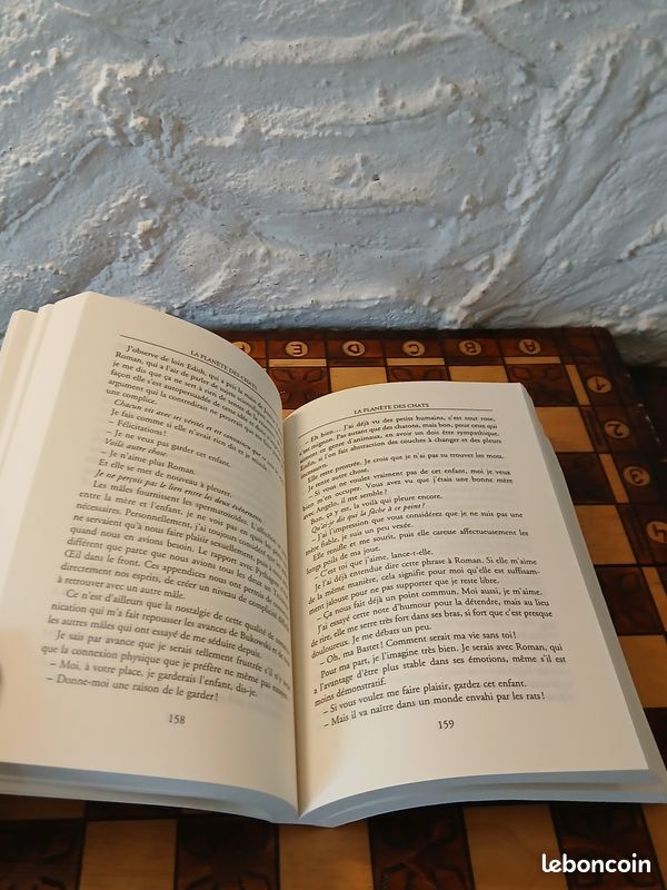 Bernard Werber. Roman Fantastique La planete des chats Edirion Albin Michel Annee 2020 423 pages. TRES BON ETAT (image 8)