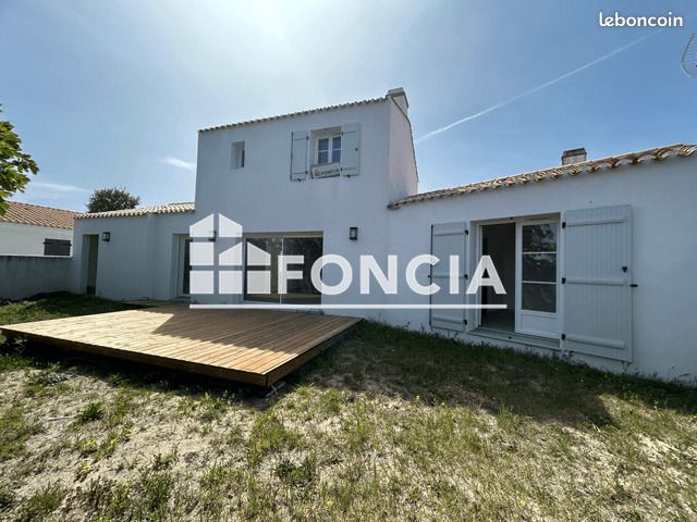 Maison 4 pièces 102 m² · à L'Épine · 102 m² · 1 100 €