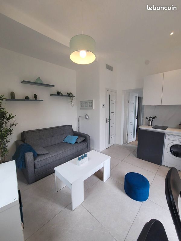 Appartement 2 pièces 25 m² · à Antibes · 25 m² · 770 €/mois