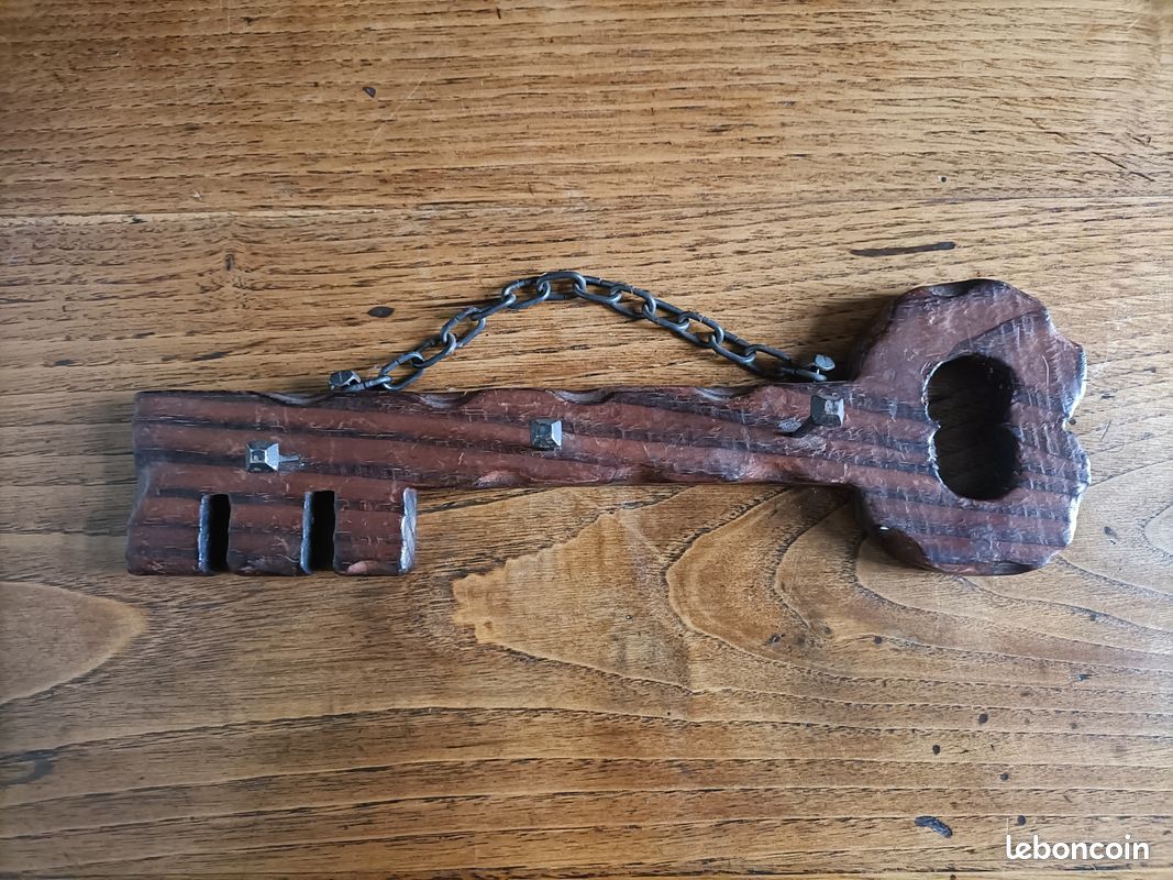 Porte-clés Mural Vintage, Ancien En Forme De Clé En Fer Forgé - Décoration