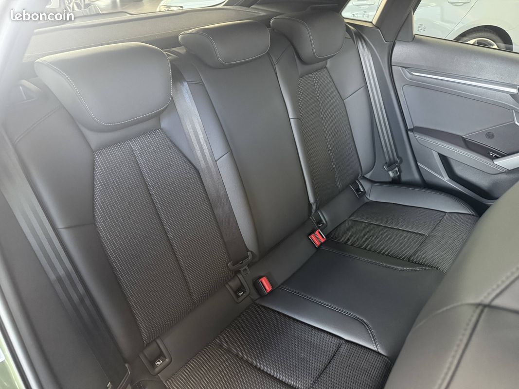 AUDI A3 Sportback TFSI Mild Hybrid 150 S tronic 7 S line (image 33)