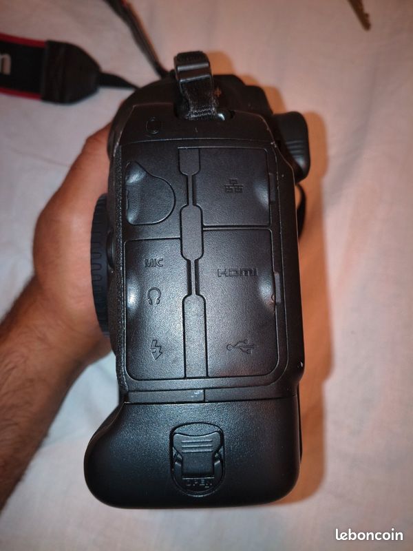 Canon 1 DX Mark 2 (image 4)