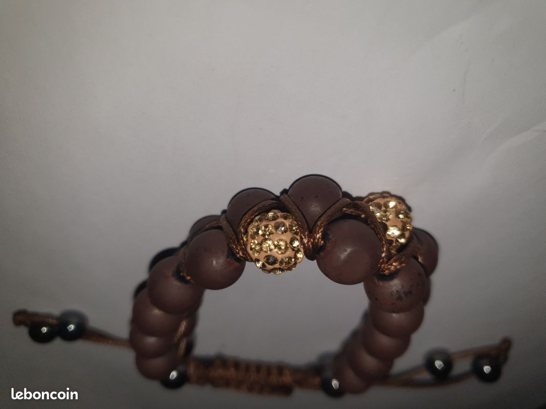 Bracelet double Shamballa marron brut et 2 perles dorées (image 2)