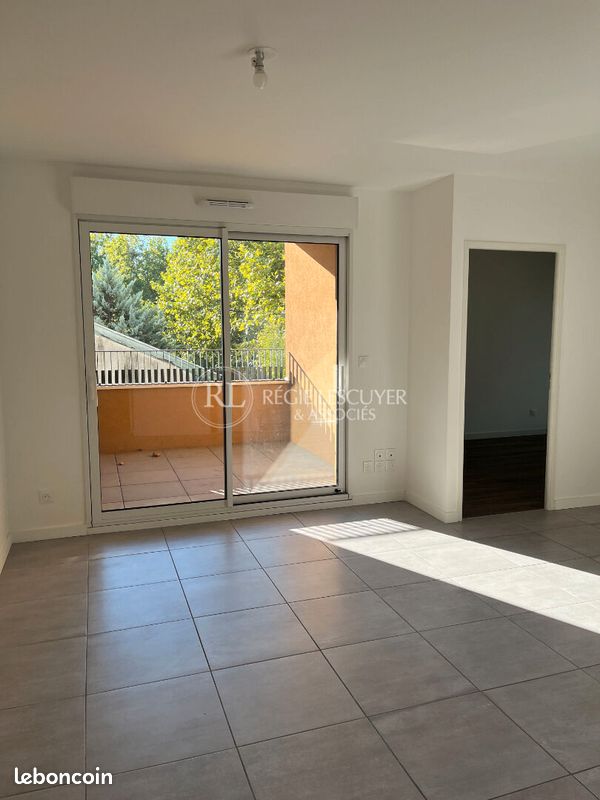 Appartement 2 pièces 43 m² · à Lyon · 43 m² · 792 €/mois