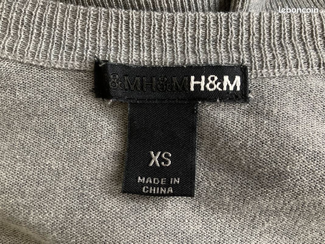 H&M pull à manches 3/4 col V, couleur gris clair taille XS (image 14)