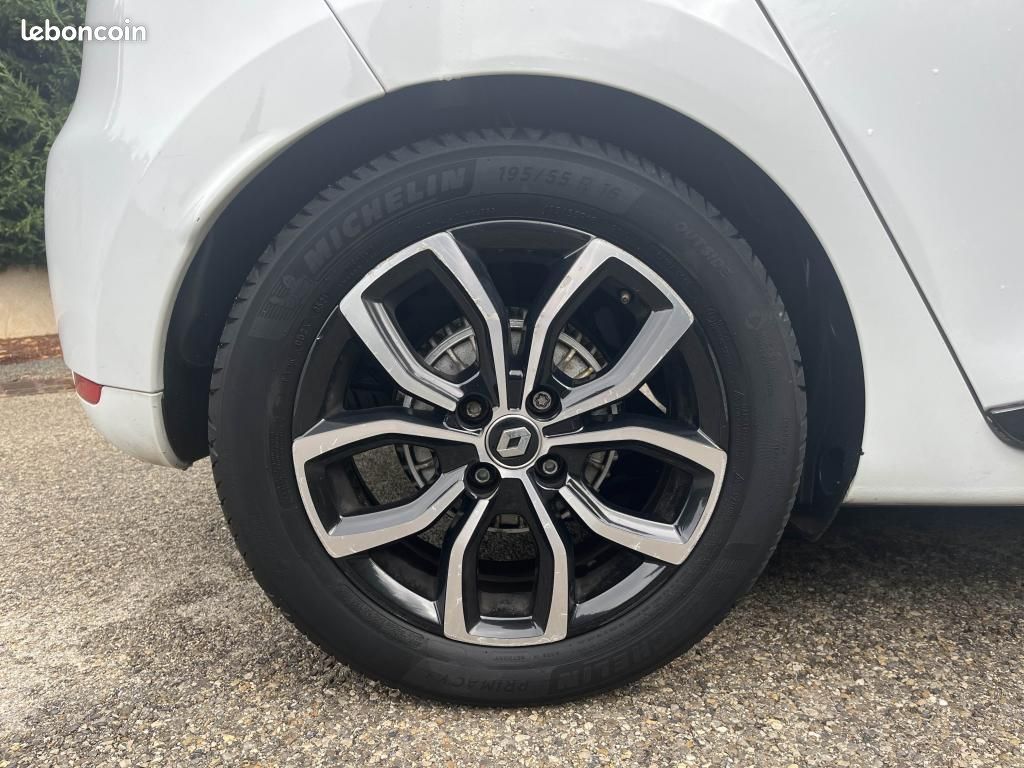 RENAULT CLIO 1.2 TCE 120ch - CLIM - BLUETOOTH - REGULATEUR (image 35)