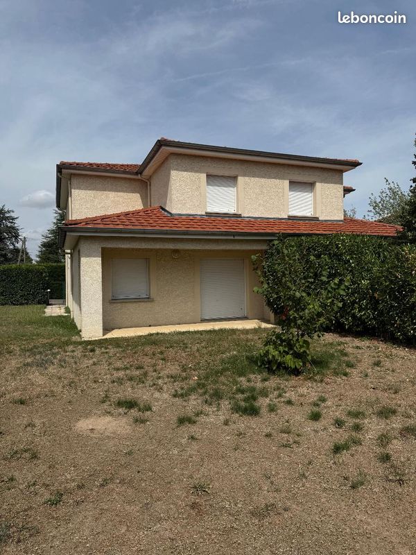 Maison 4 pièces 97 m² · à Andrézieux-Bouthéon · 97 m² · 990 €/mois