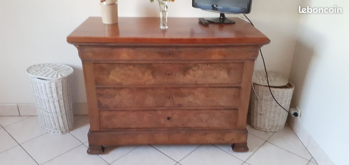 Ancienne commode (image 1)