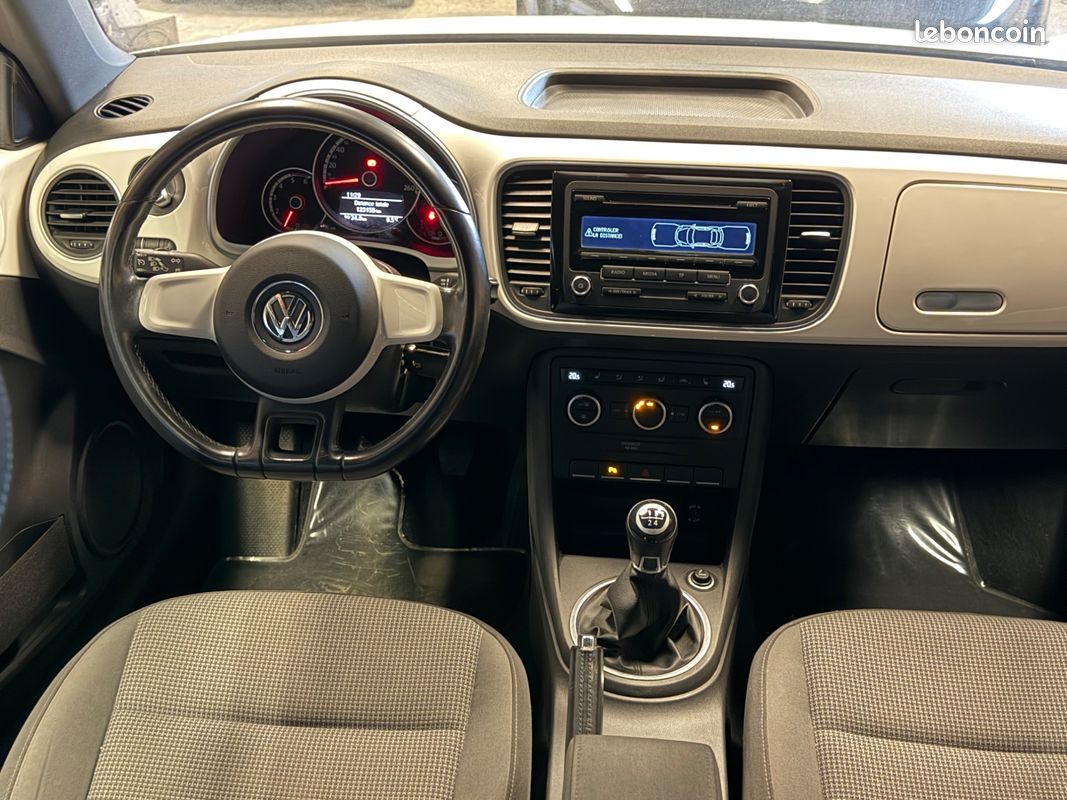 Volkswagen coccinelle 1.6 tdi 105 ch radar de recul avant et arriere (image 15)