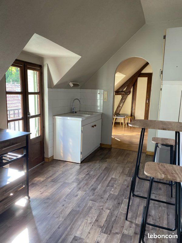 Maison 2 pièces 48 m² · à Objat · 48 m² · 400 €