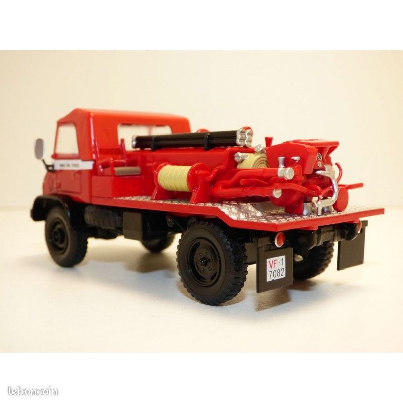 Mercedes Unimog 404 Citerne de forêt 1:43 (image 1)