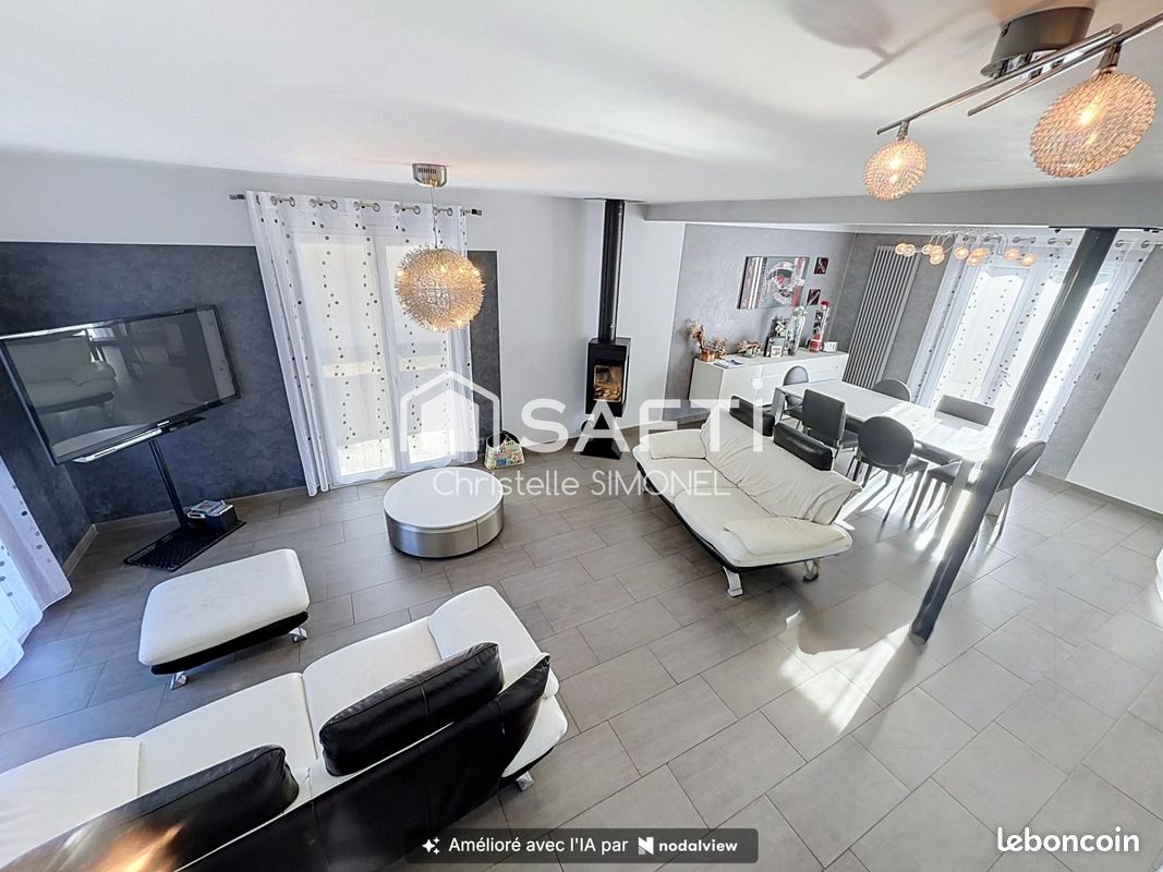 Maison 5 pièces 110 m² · à Montreuil-Juigné · 110 m² · 370 000 €