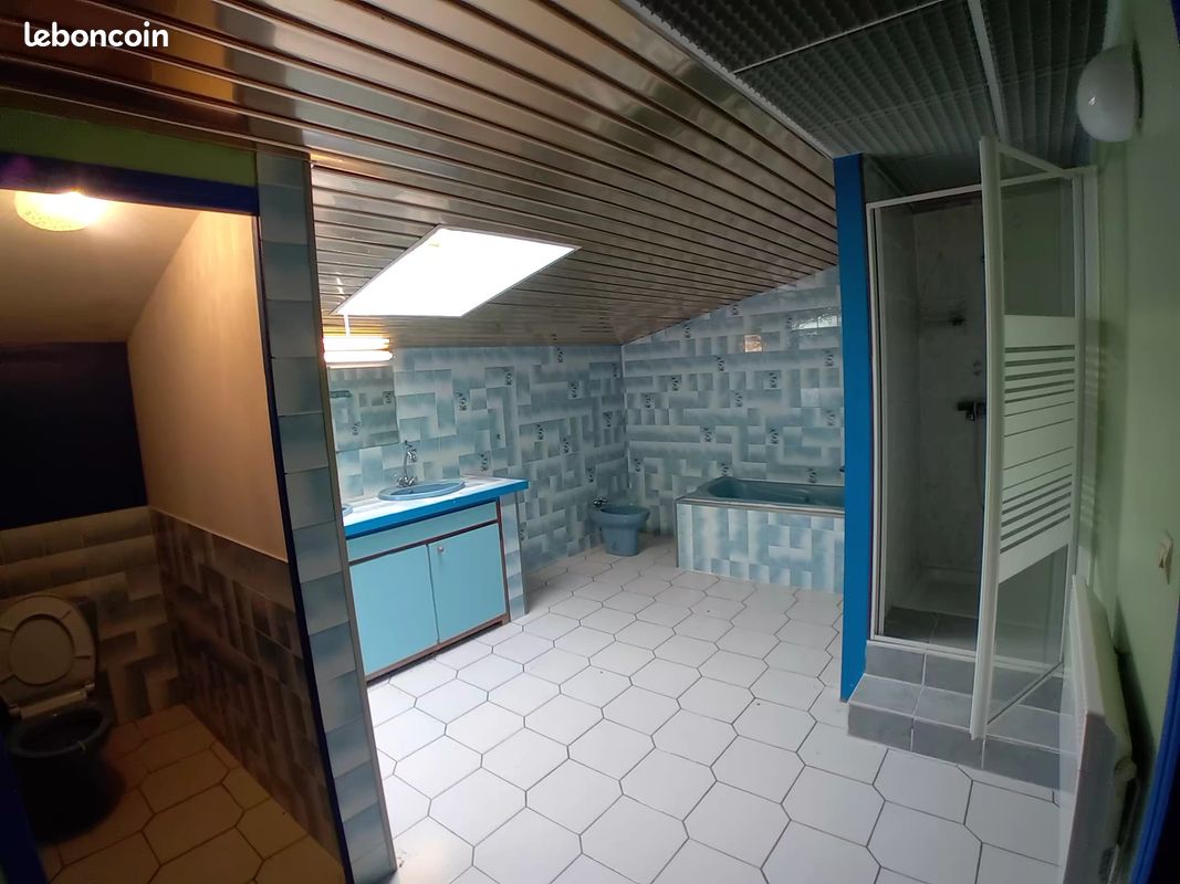 Maison 8 pièces 200 m² · à Sainte-Barbe · 200 m² · 116 000 €