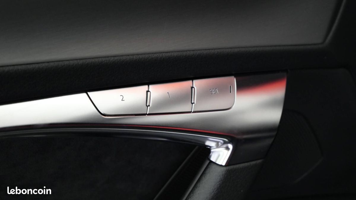 Audi A6 Avant 55 TFSIe 367 ch S tronic 7 Quattro Competition (image 2)