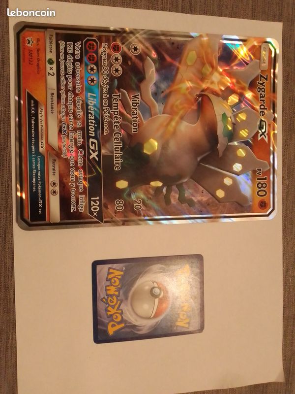 Grande carte Pokémon (image 2)