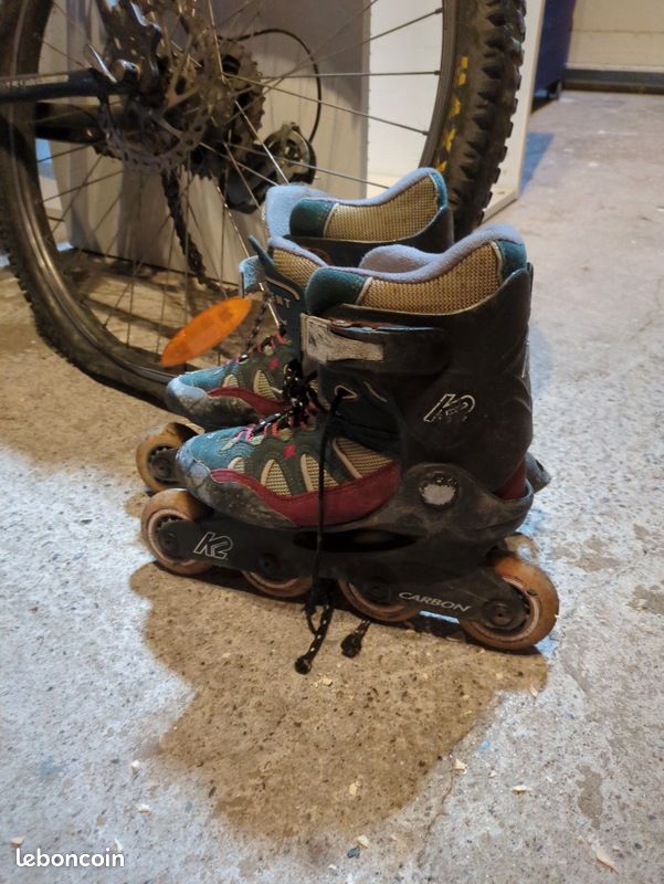 Patins a roulettes taille 32/33 (image 1)