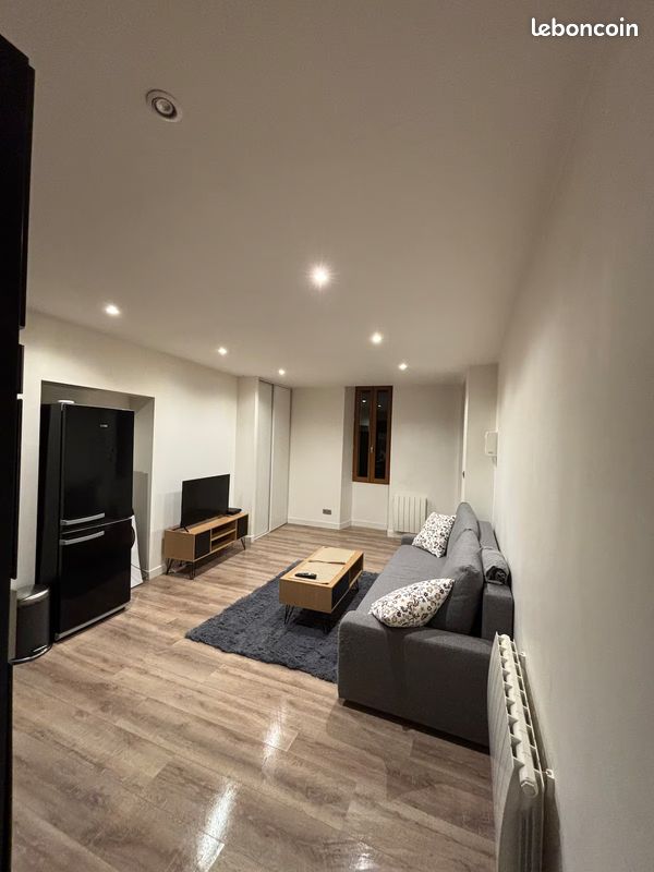 Appartement 1 pièce 32 m² · à Grasse · 32 m² · 750 €/mois