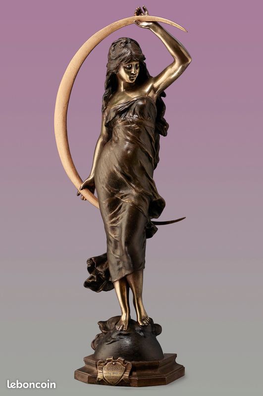 Auguste MOREAU - BRONZE ANCIEN - L'AURORE 49 CM (image 13)