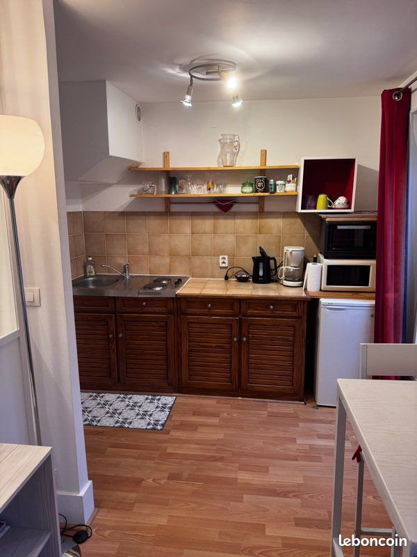 Appartement 1 pièce 25 m² · à Versailles · 25 m² · 880 €/mois