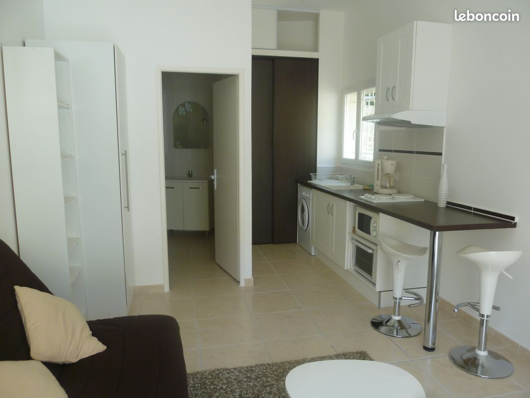 Appartement 1 pièce 22 m² · à Nîmes · 22 m² · 430 €