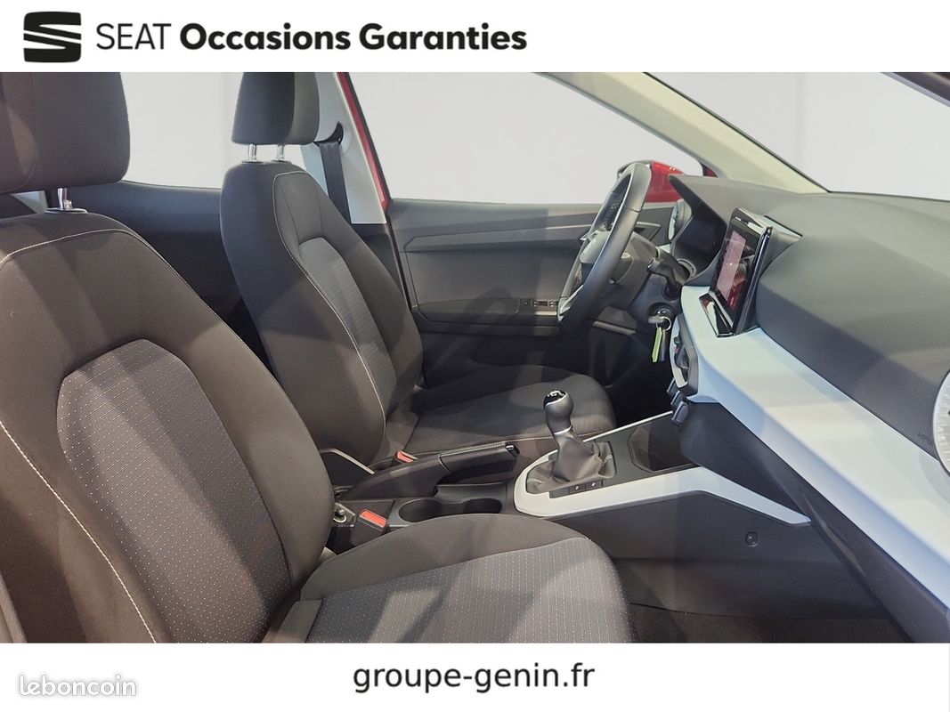 SEAT Arona 1.0 TSI 95 ch Start/Stop BVM5 Urban (image 14)