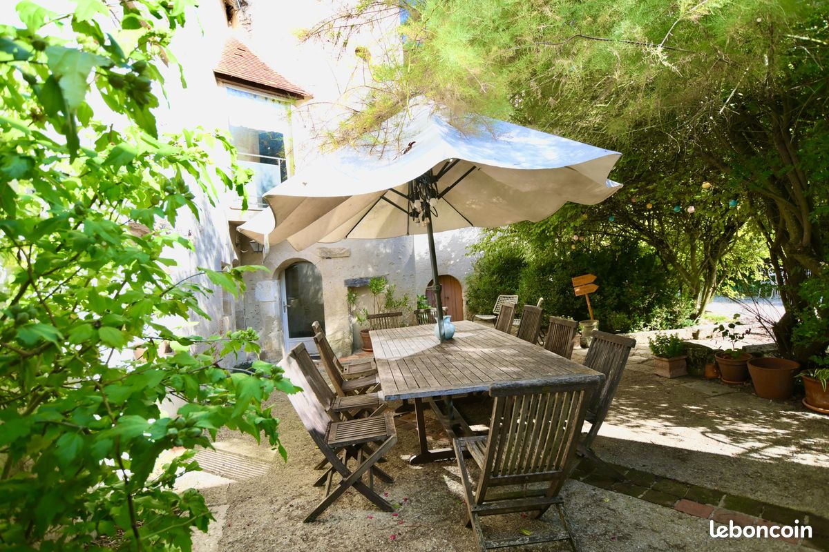 Propriété 12 pièces 345 m² (image 3)