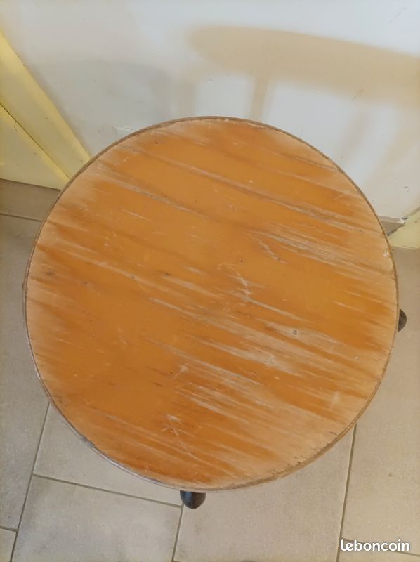 Tabouret industriel bois métal (image 2)