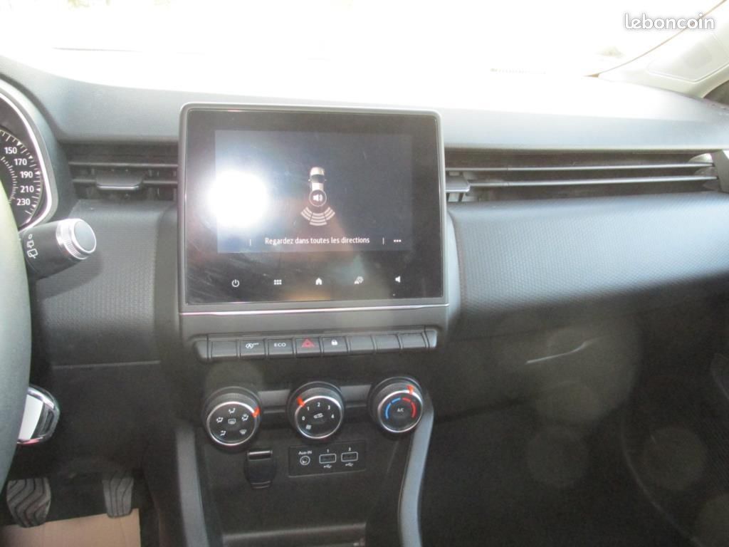 Renault Clio V TCE 100 BUSINESS (image 8)