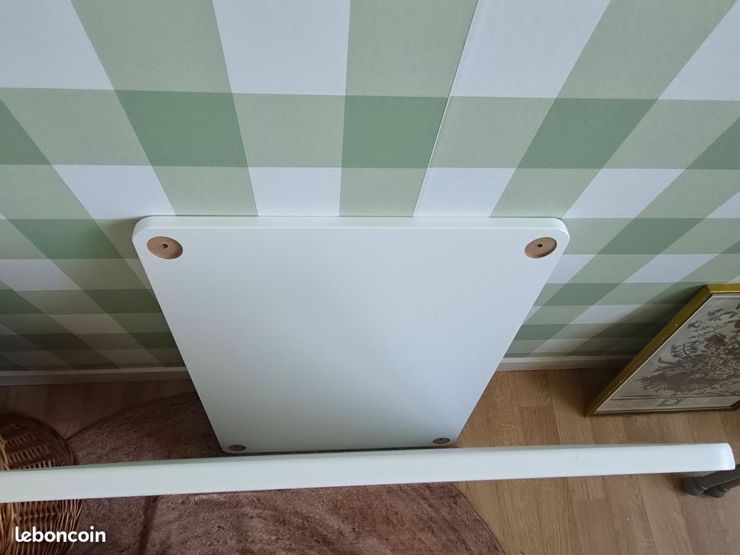 Table a langer bois et blanc - Ligne Confetti Verbaudet - comme neuve (image 4)