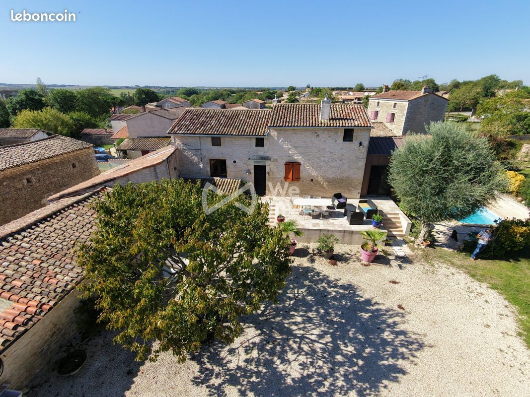 Maison 5 pièces 134 m² · à Échiré · 134 m² · 278 250 €