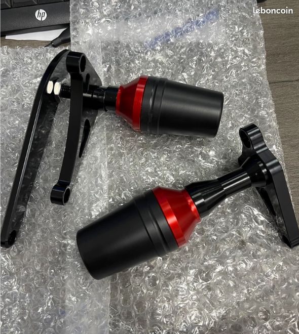 Bouchons anti-chute EP neuf pour Ducati Panigale V2 (image 1)