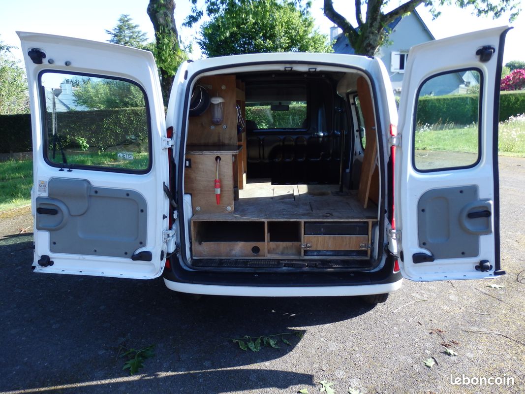 Renault Kangoo Express 1.5 DCI 70cv - 6cv 2008 - GRAND CONFORT - Diesel - Boîte manuelle - phase 3 (image 4)