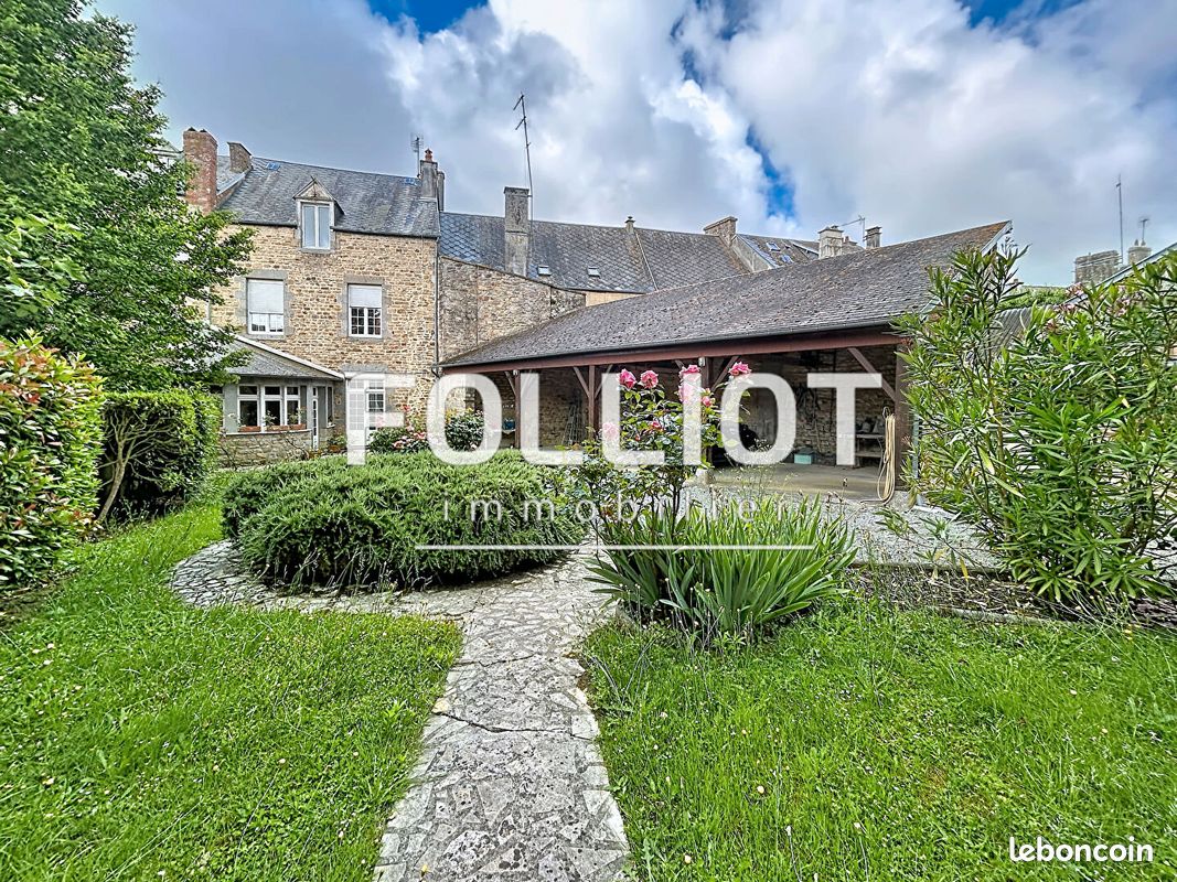 Maison 8 pièces 164 m² · à Sartilly-Baie-Bocage · 164 m² · 266 000 €